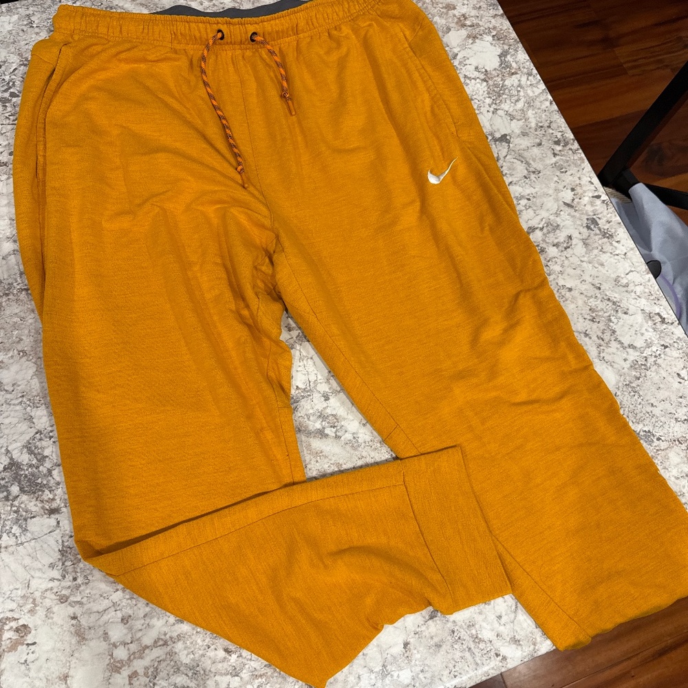 Nike Tennessee jogger